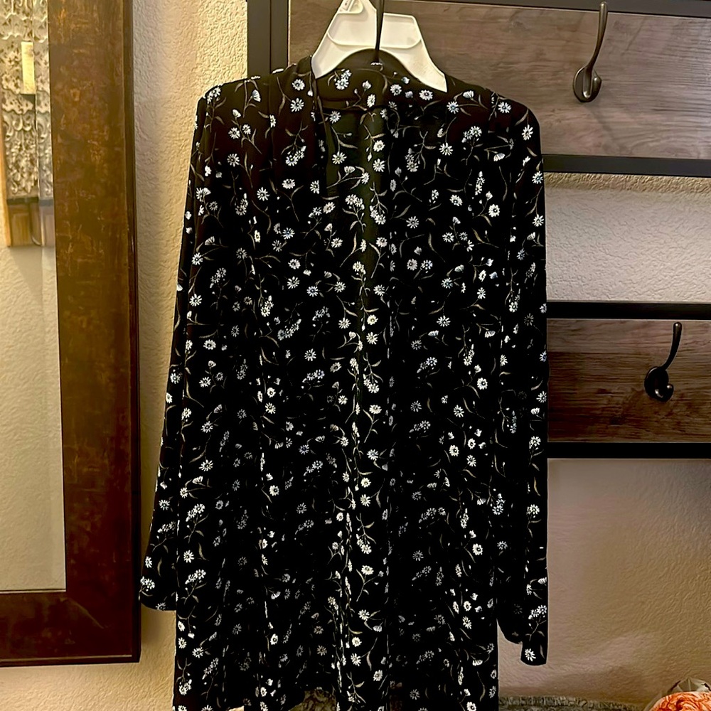 H&M dark floral cover ( duster)